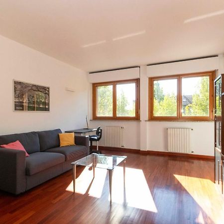 Cozy&Spacious Apt 2 Min Walk From The Tram Stop! Lejlighed Torino Eksteriør billede