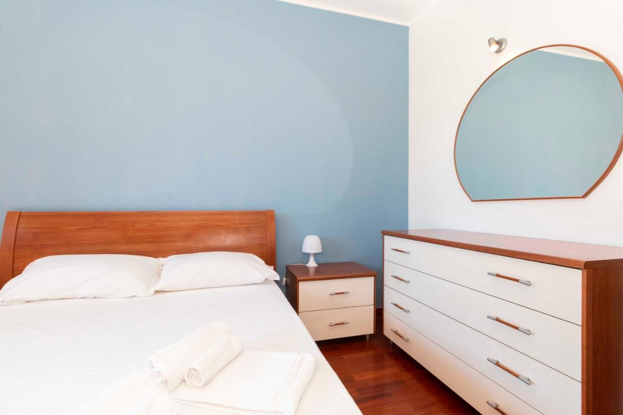 Cozy&Spacious Apt 2 Min Walk From The Tram Stop! Lejlighed Torino Eksteriør billede