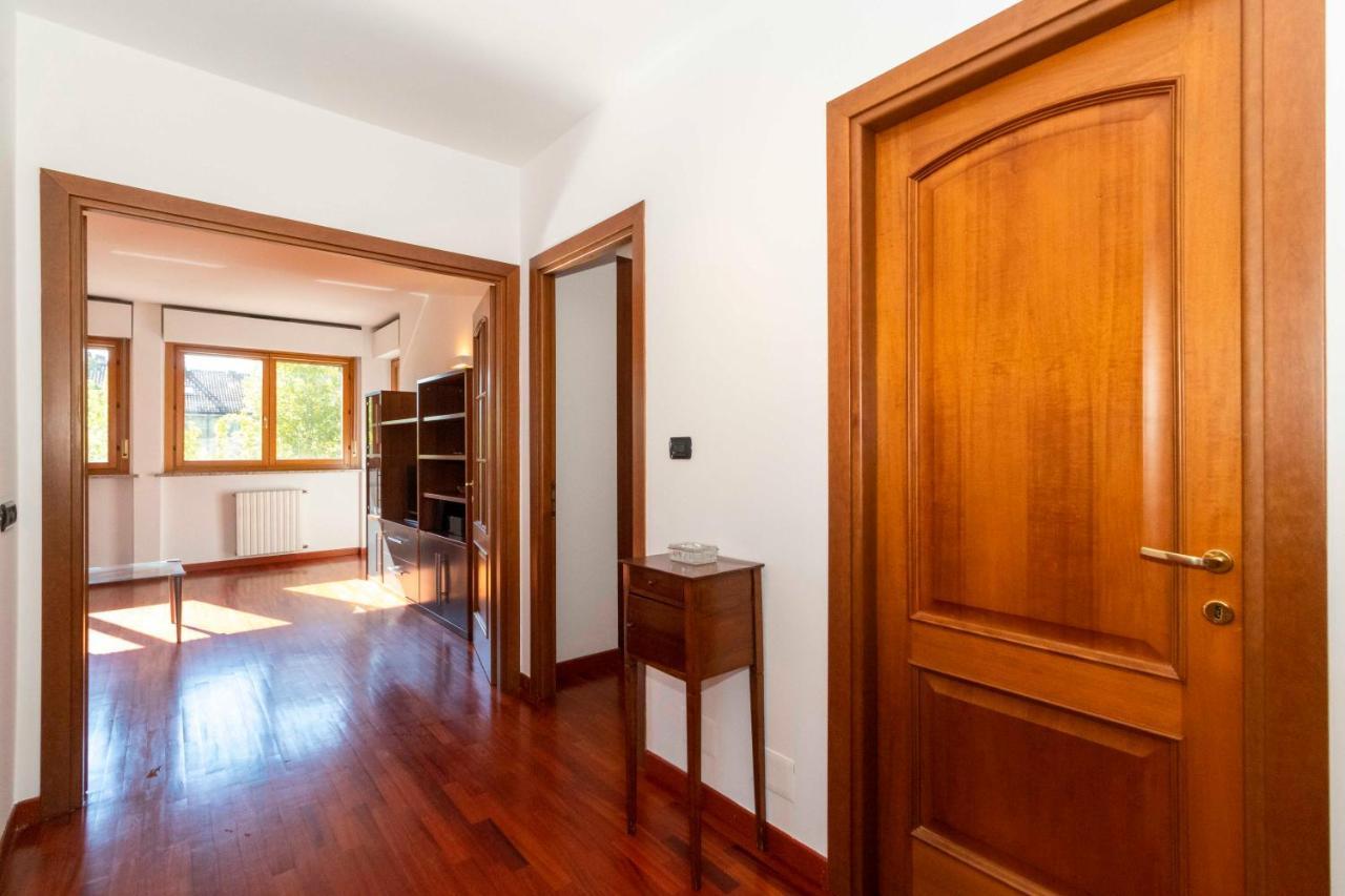 Cozy&Spacious Apt 2 Min Walk From The Tram Stop! Lejlighed Torino Eksteriør billede