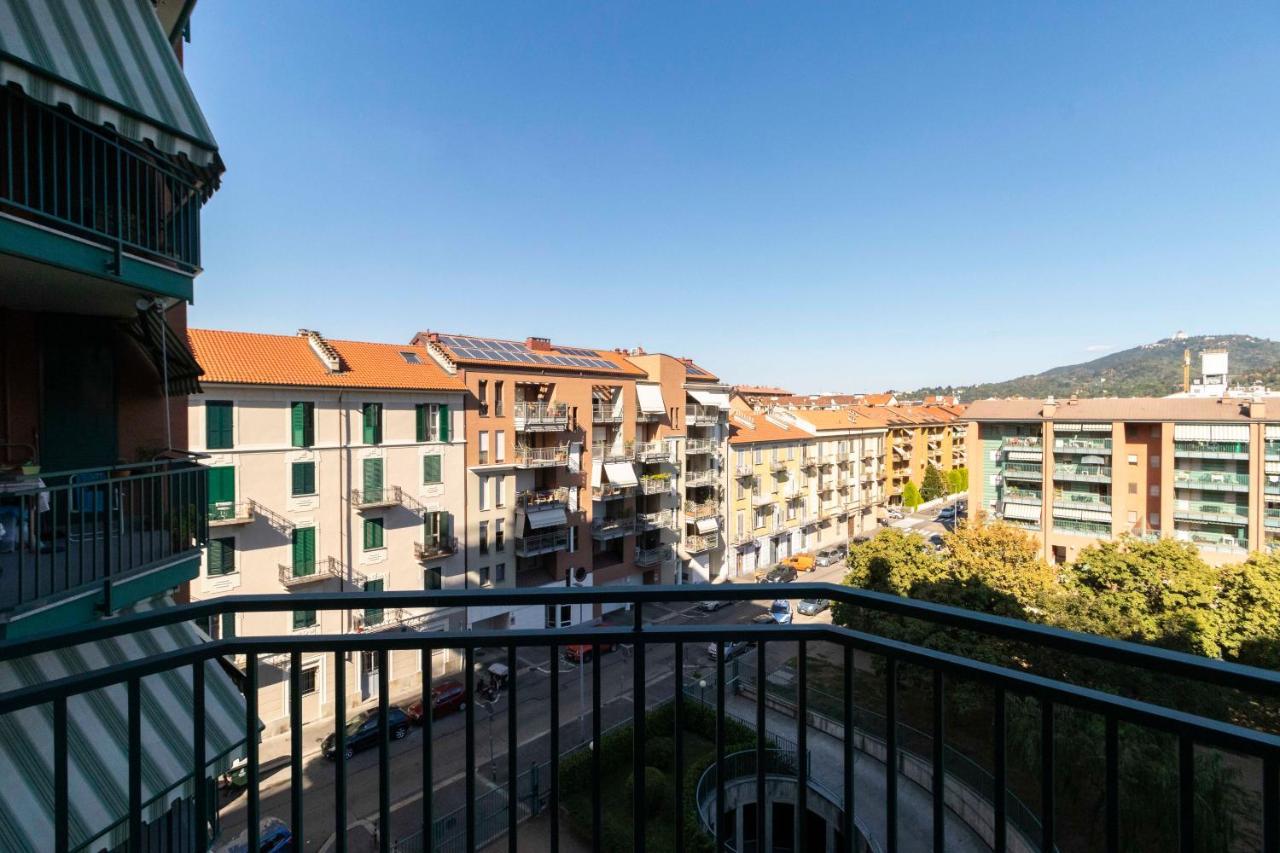 Cozy&Spacious Apt 2 Min Walk From The Tram Stop! Lejlighed Torino Eksteriør billede