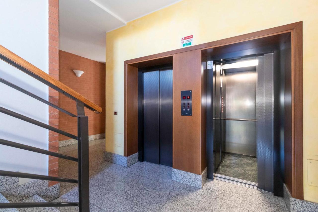 Cozy&Spacious Apt 2 Min Walk From The Tram Stop! Lejlighed Torino Eksteriør billede