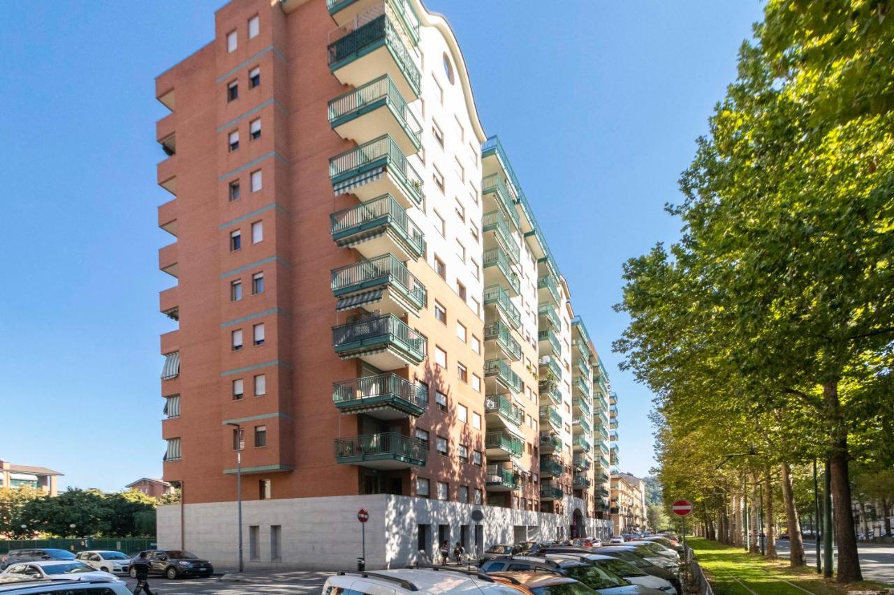 Cozy&Spacious Apt 2 Min Walk From The Tram Stop! Lejlighed Torino Eksteriør billede