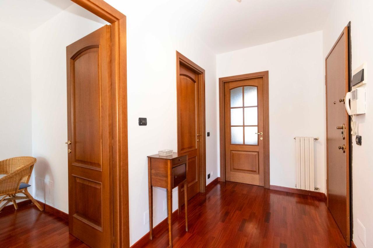 Cozy&Spacious Apt 2 Min Walk From The Tram Stop! Lejlighed Torino Eksteriør billede