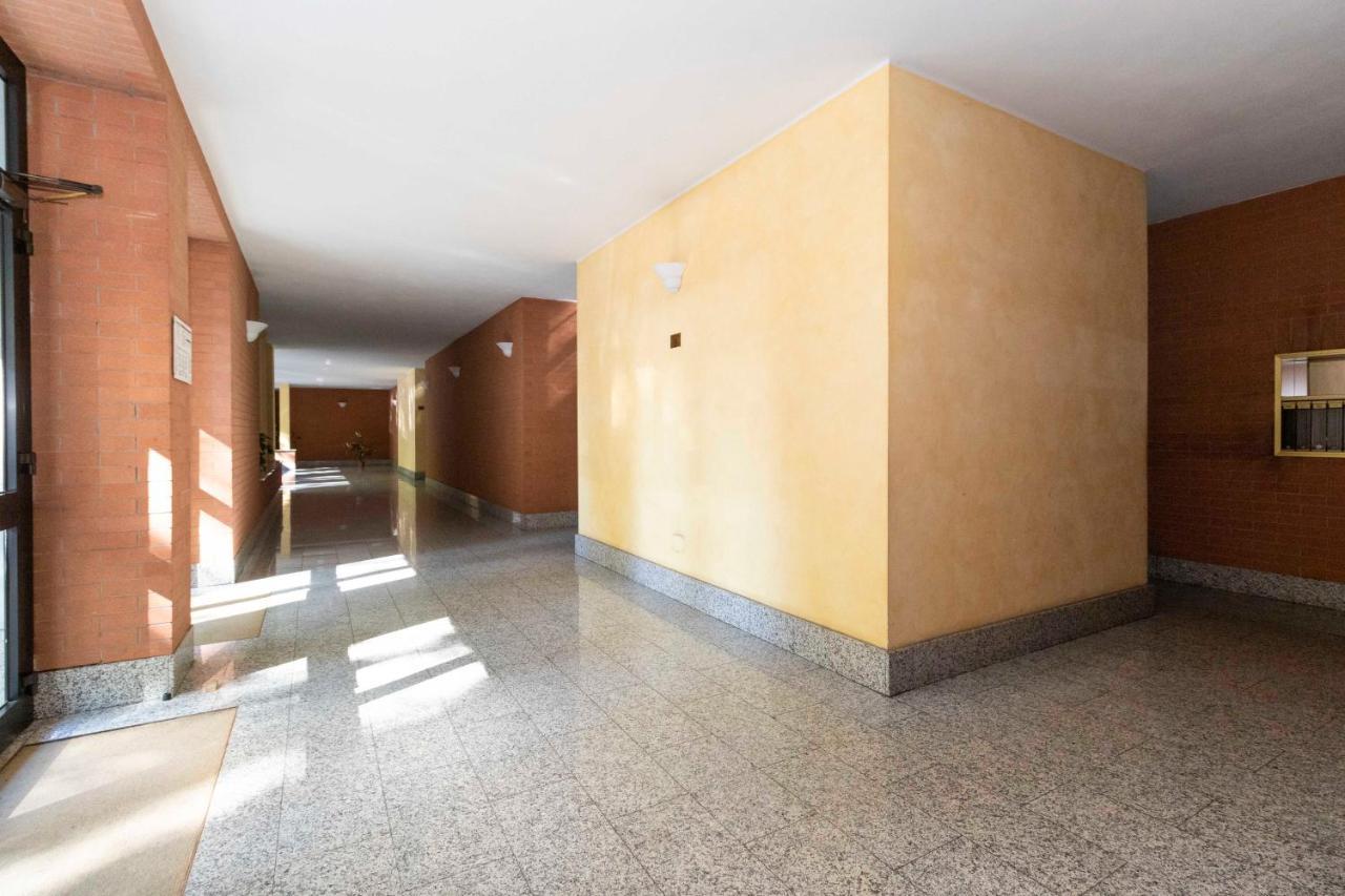 Cozy&Spacious Apt 2 Min Walk From The Tram Stop! Lejlighed Torino Eksteriør billede
