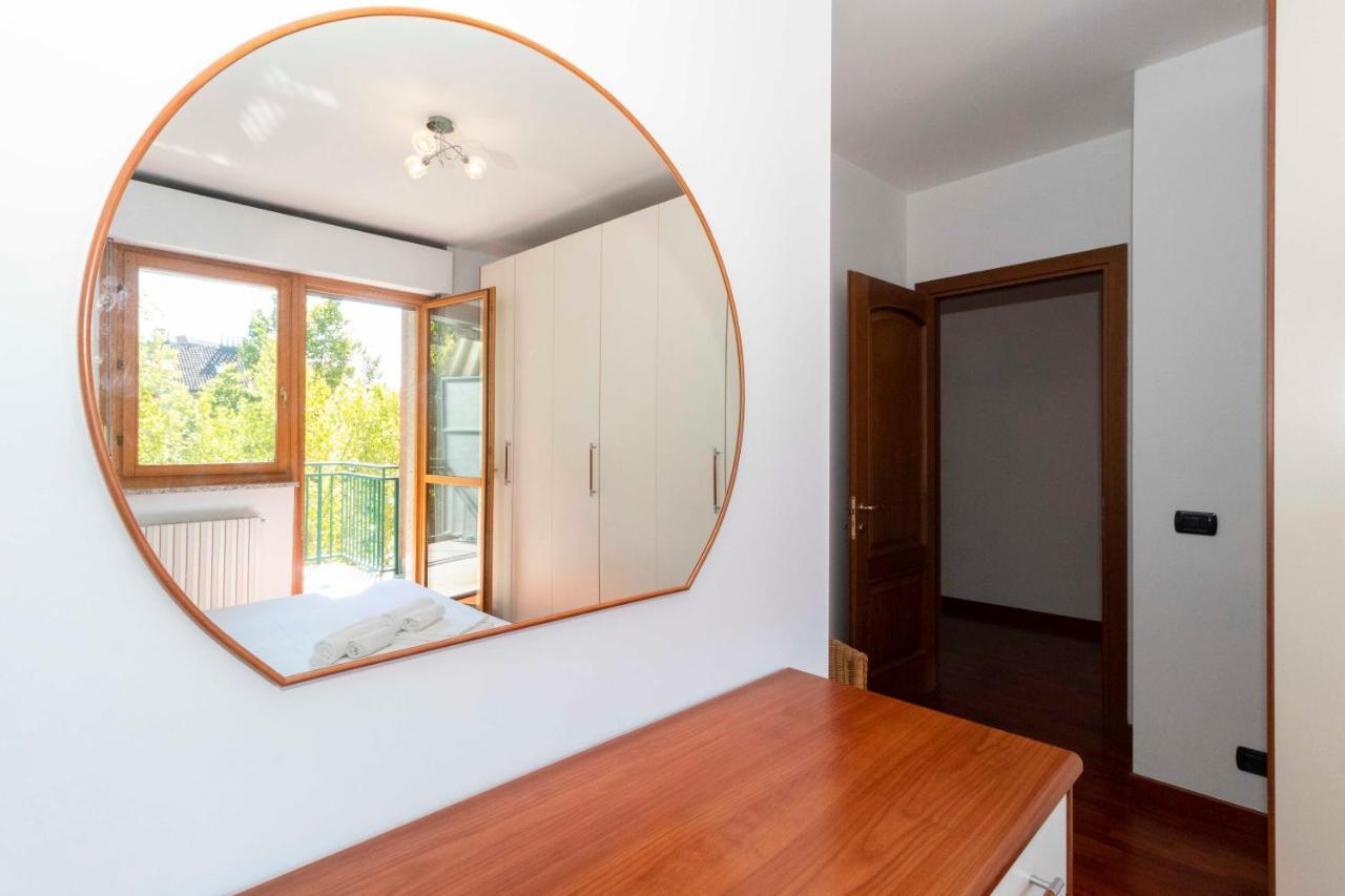 Cozy&Spacious Apt 2 Min Walk From The Tram Stop! Lejlighed Torino Eksteriør billede
